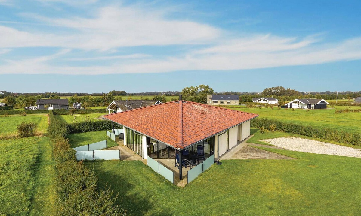Skovmose House | Beach front home in Sydals with WiFi