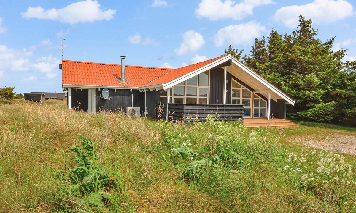 Klitmoller House | Beach front home in Thisted with sauna