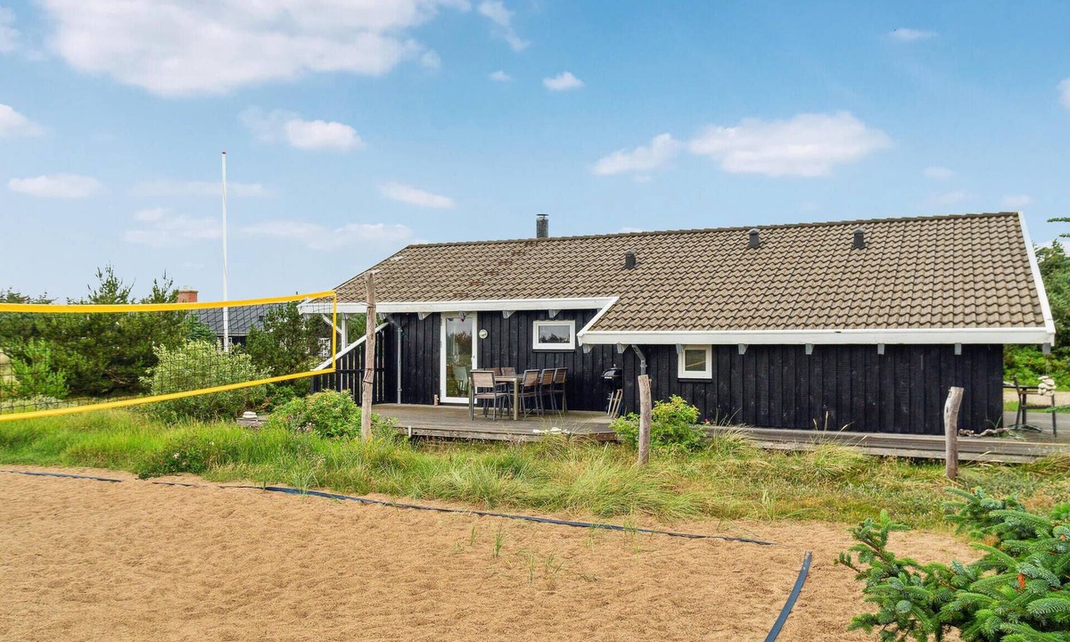 Klitmoller House | Beach front home in Thisted with sauna