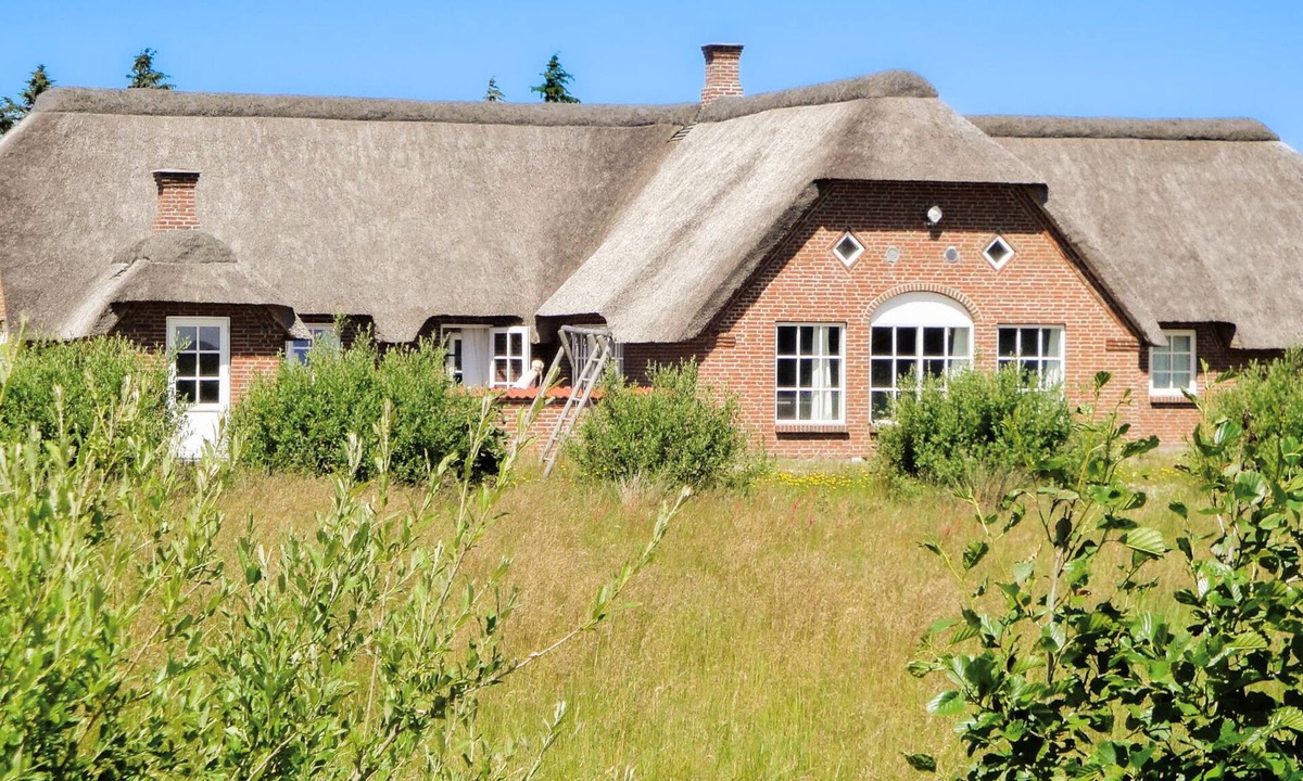 Øby House | Beach front home in Ulfborg with sauna