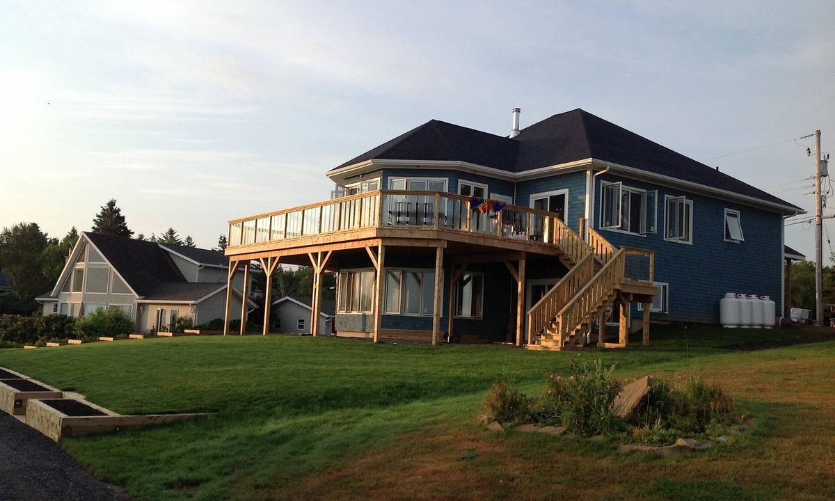 Trenton House | Beach Front Home Overlooking Beautiful Chance Harbor Beach