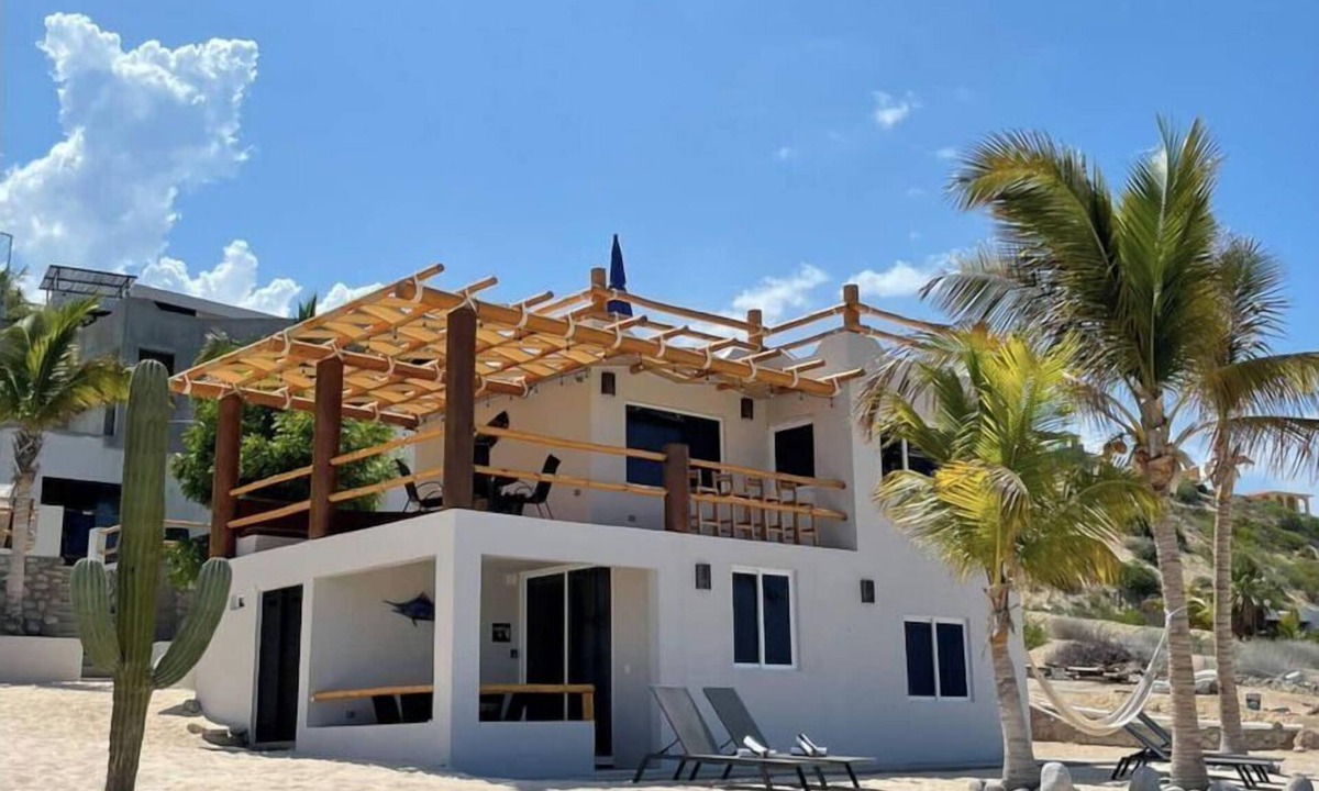 El Sargento Apartment | Beach Front Lofts 2