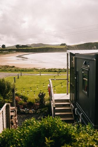 Surat Bay House | Beach Front Oasis - Catlins, Jacks Bay