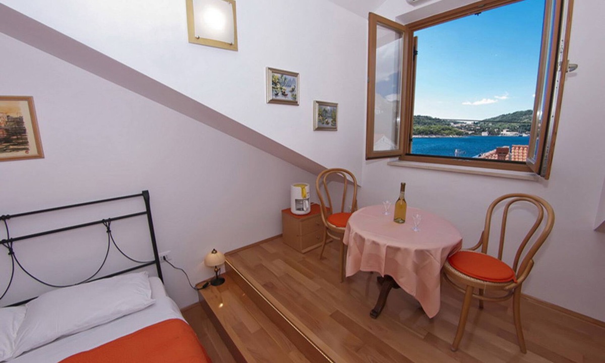 Stikovica Apartment | Beach front Villa Orange apartment