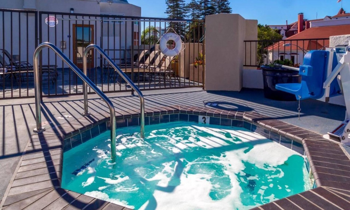 Coronado Hotel | Beach Getaway | 2 Bedroom Suite | Kitchenette | Coronado Beach