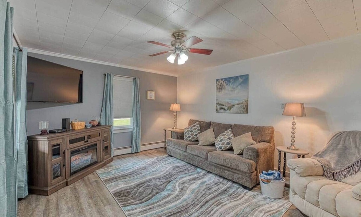 Luna Pier House | Beach Goer’s Paradise