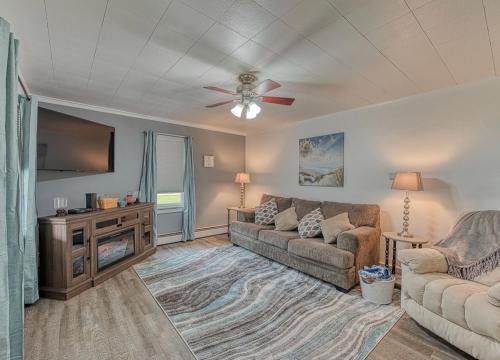Luna Pier House | Beach Goers Paradise