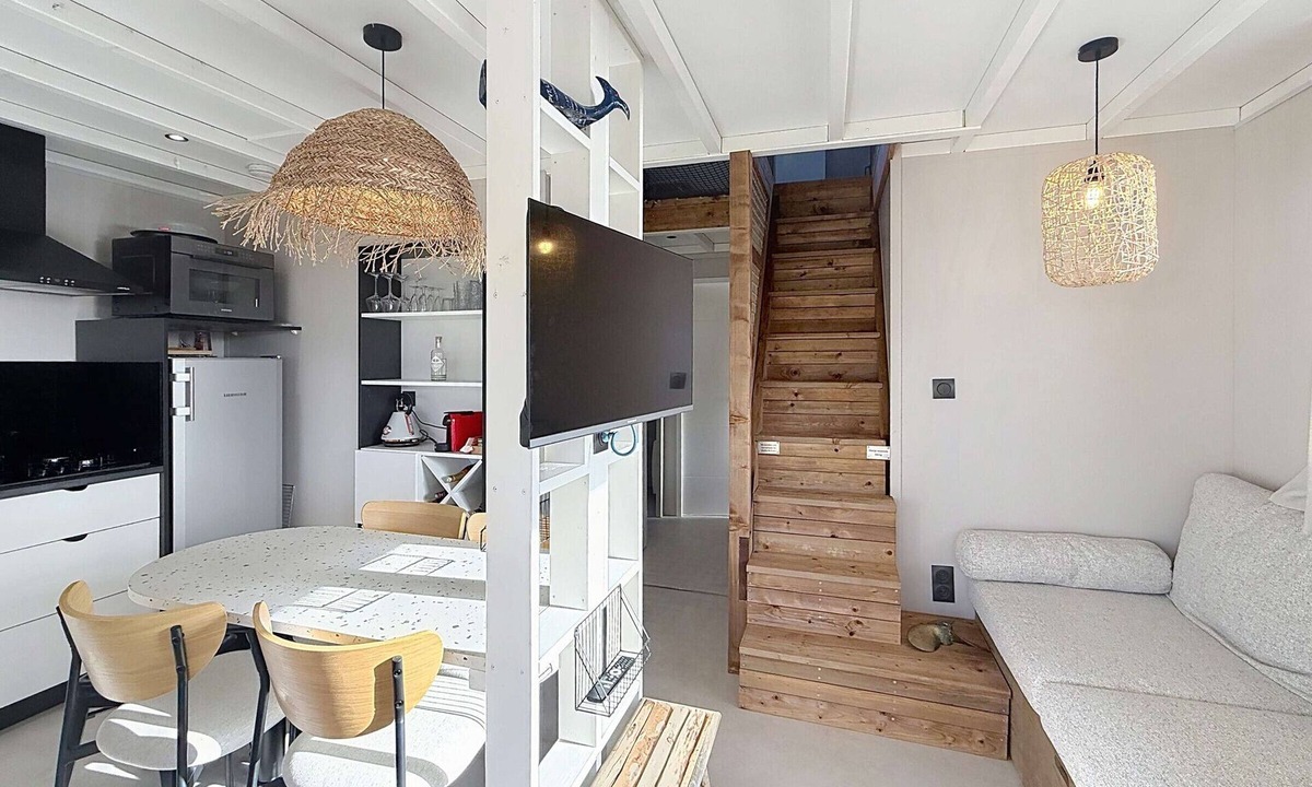 Saint-Pair-sur-Mer Ski Chalet | Beach house - 6 guests, heated pool - St-Pair