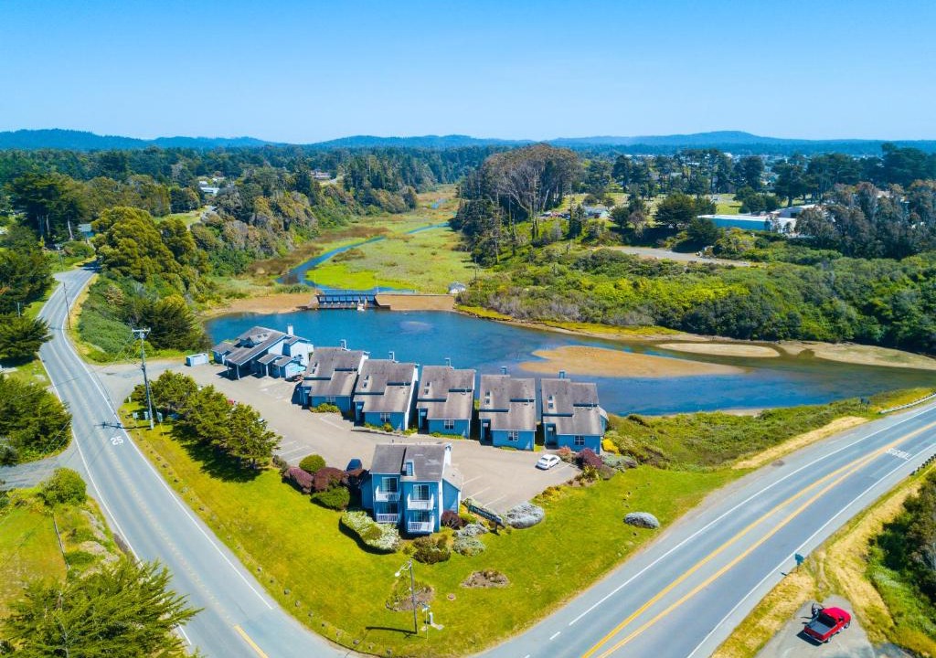 Fort Bragg Hotel | Beach House Inn