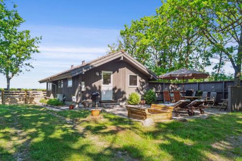 Sklskr House | Beach House With Sea View Of The Great Belt