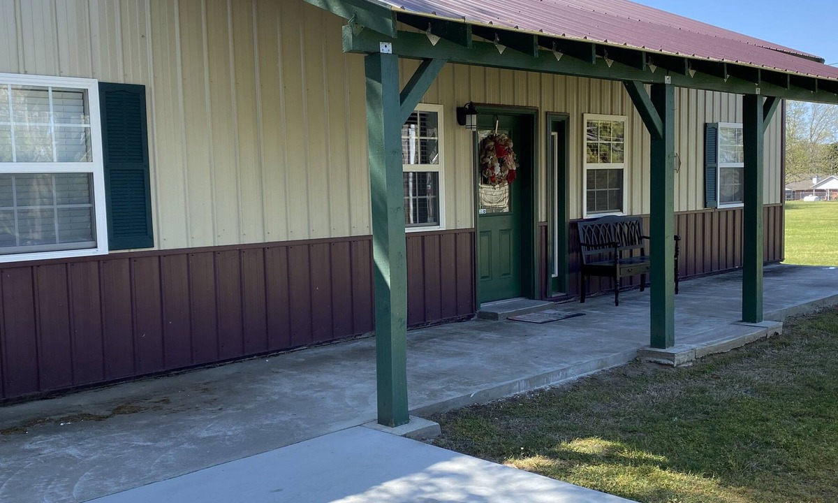 Checotah Cabin | Beach in Oklahoma