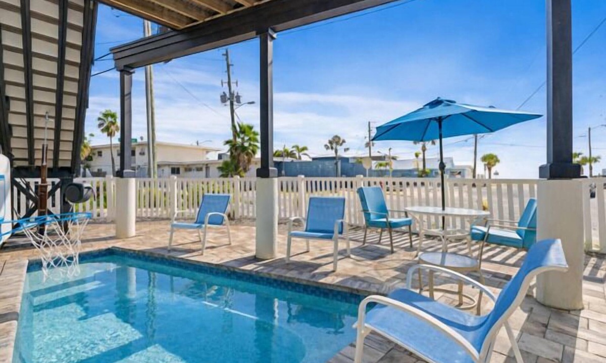 Sunset Beach House | Beach! Large Spa. Ocean Views