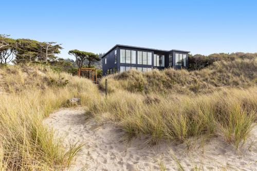 Tierra Del Mar House | Beach N Views