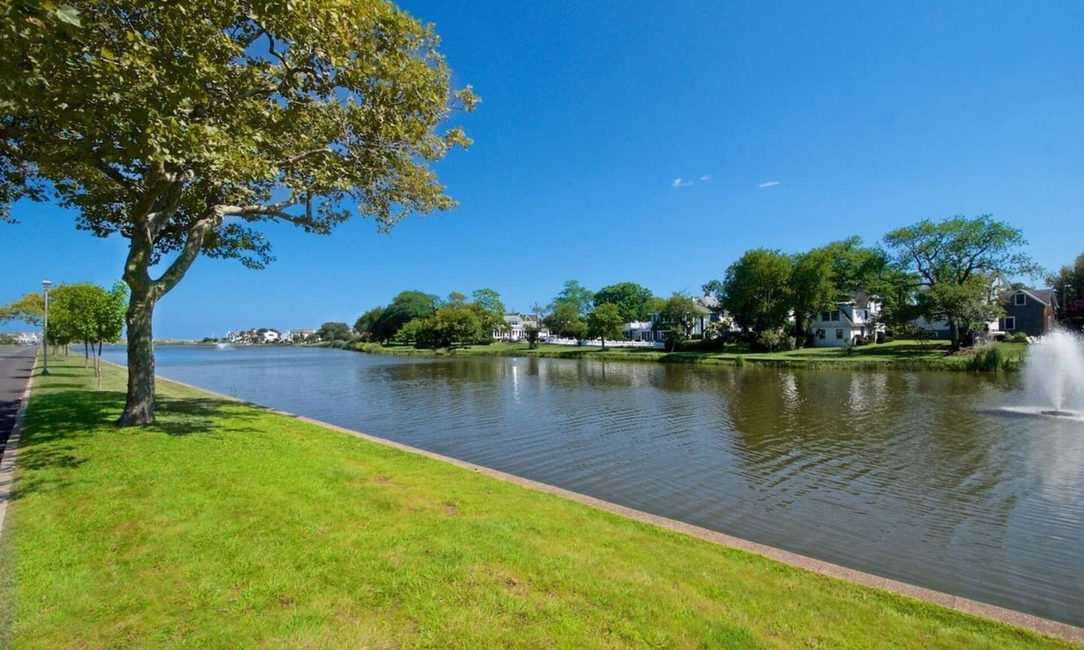 Bradley Beach House | Beach Paradise - Spacious Home 5 Min Walk to Beach