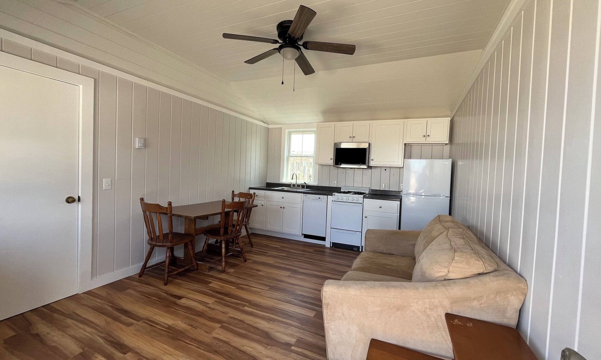Phippsburg Cottage | Beach Plum Cottage - on Popham Beach!