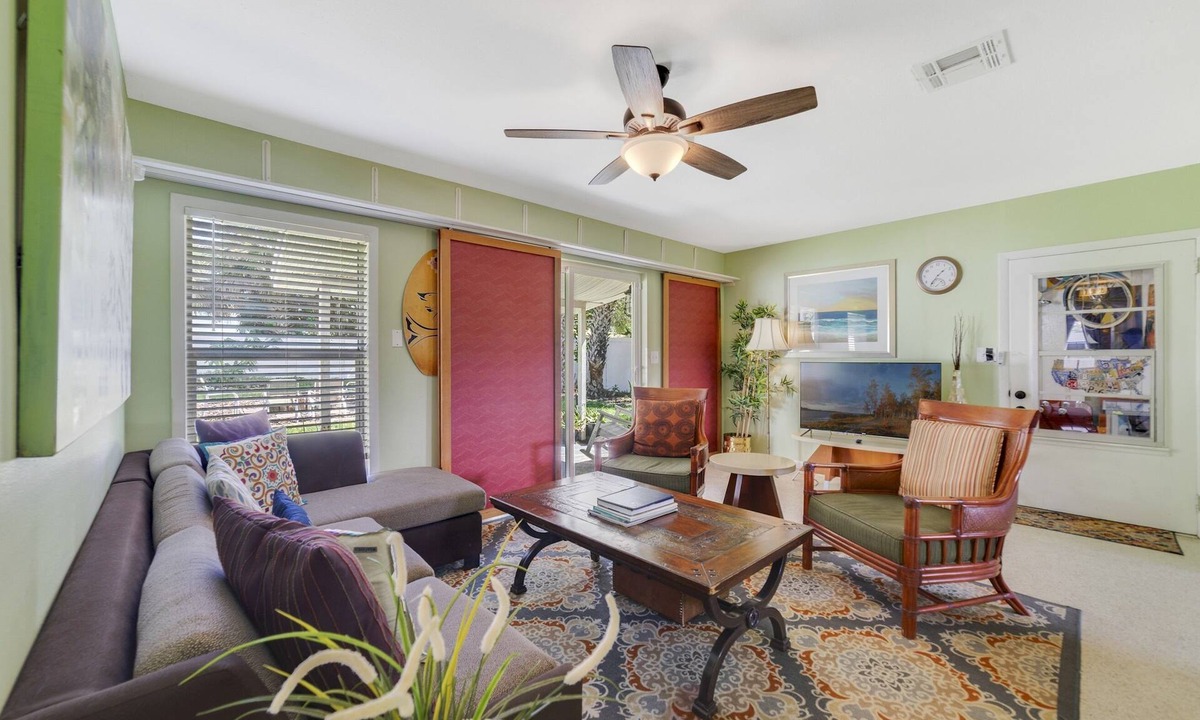 Cocoa Beach Cottage | Beach & Resort Access - Pets, Games & Fire Pit