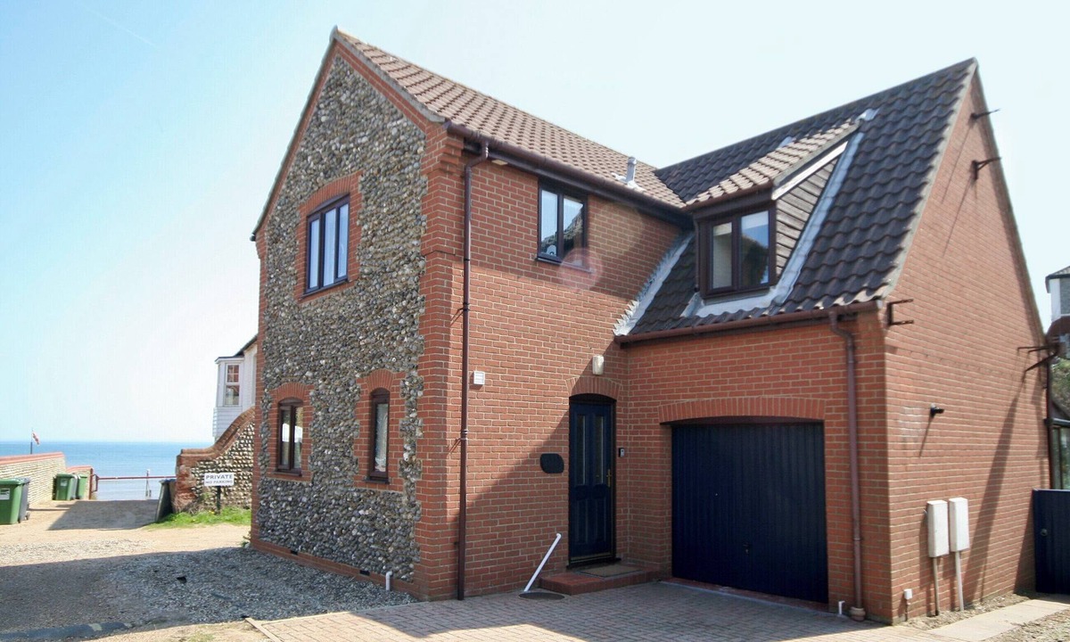 Mundesley Cottage | Beach Retreat - E5558