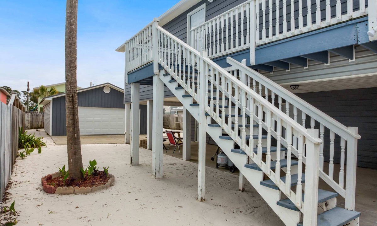 Crescent Beach House | Beach Time | Walk to Gulf, Deck, Grill | Daily Activity Deals