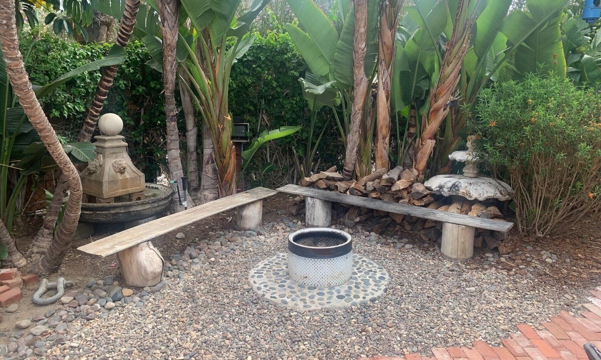 Carlsbad Cottage | Beach & town 2 blocks away. Private. Families & dogs. Safe parking.