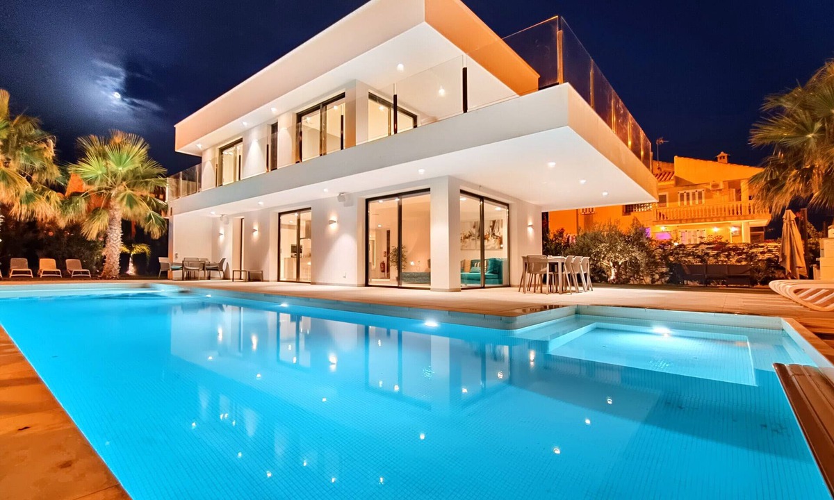 Punta Brava Villa | Beach Villa, huge private pool and garden