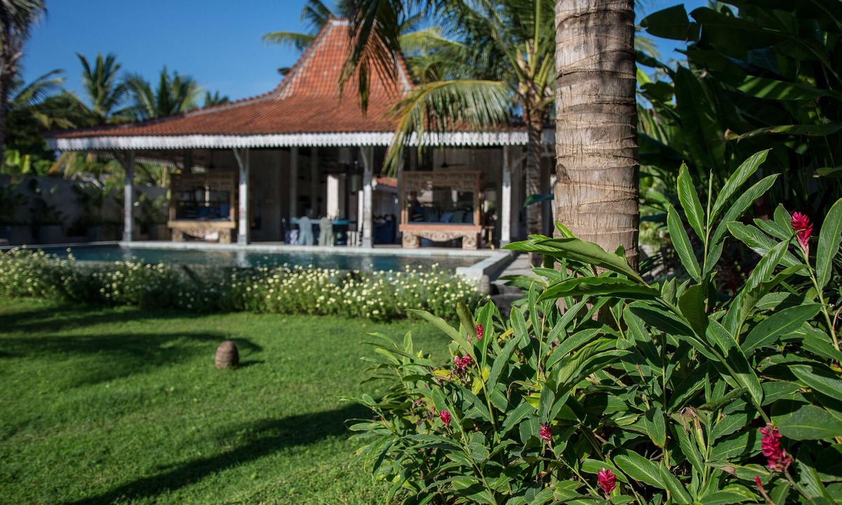 Sigar Penjalin Villa | Beach Villas Lombok