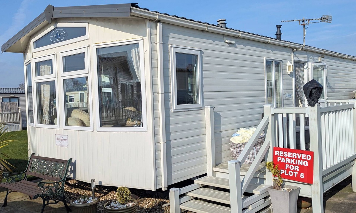 Anderby Creek Cabin | Beachcomber Cabin, Dog Friendly - Anderby Creek