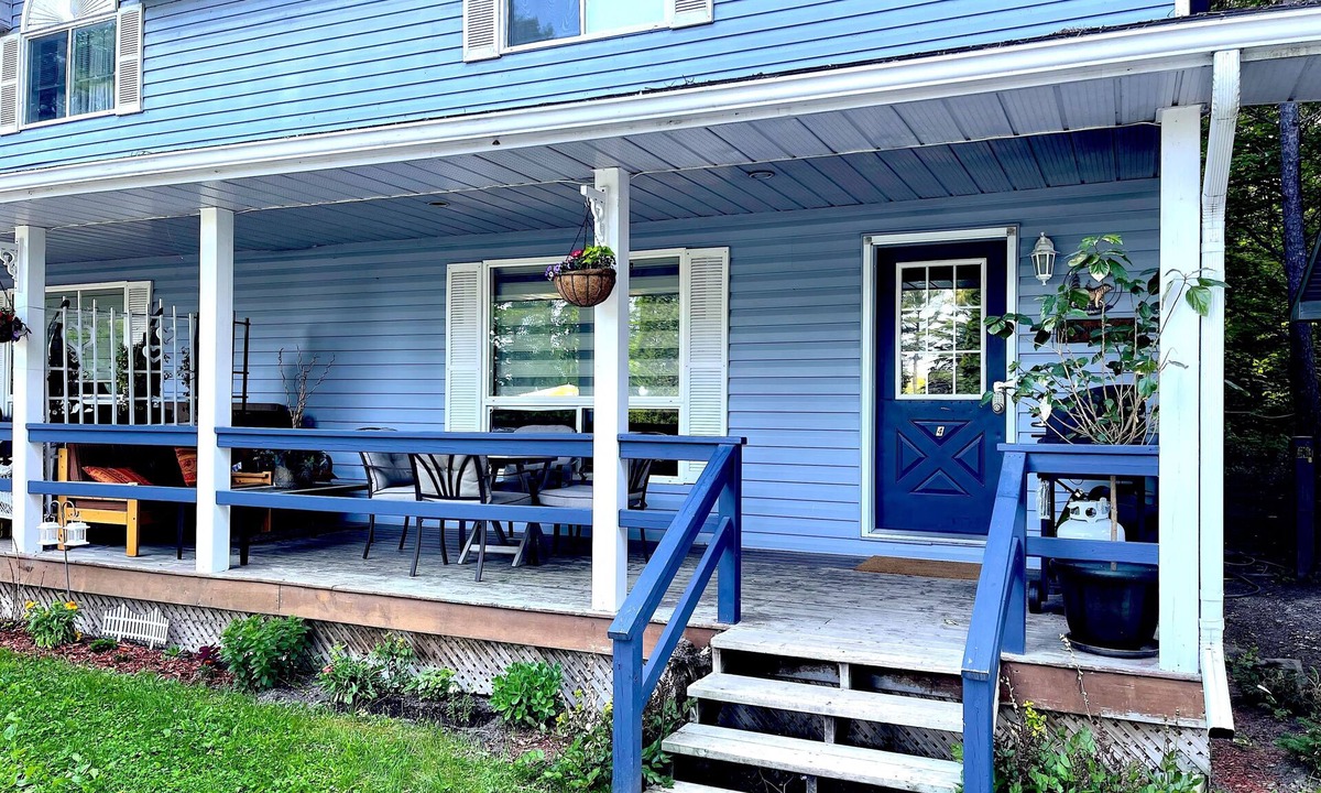 Rama Cottage | "beachcomber" Cottage