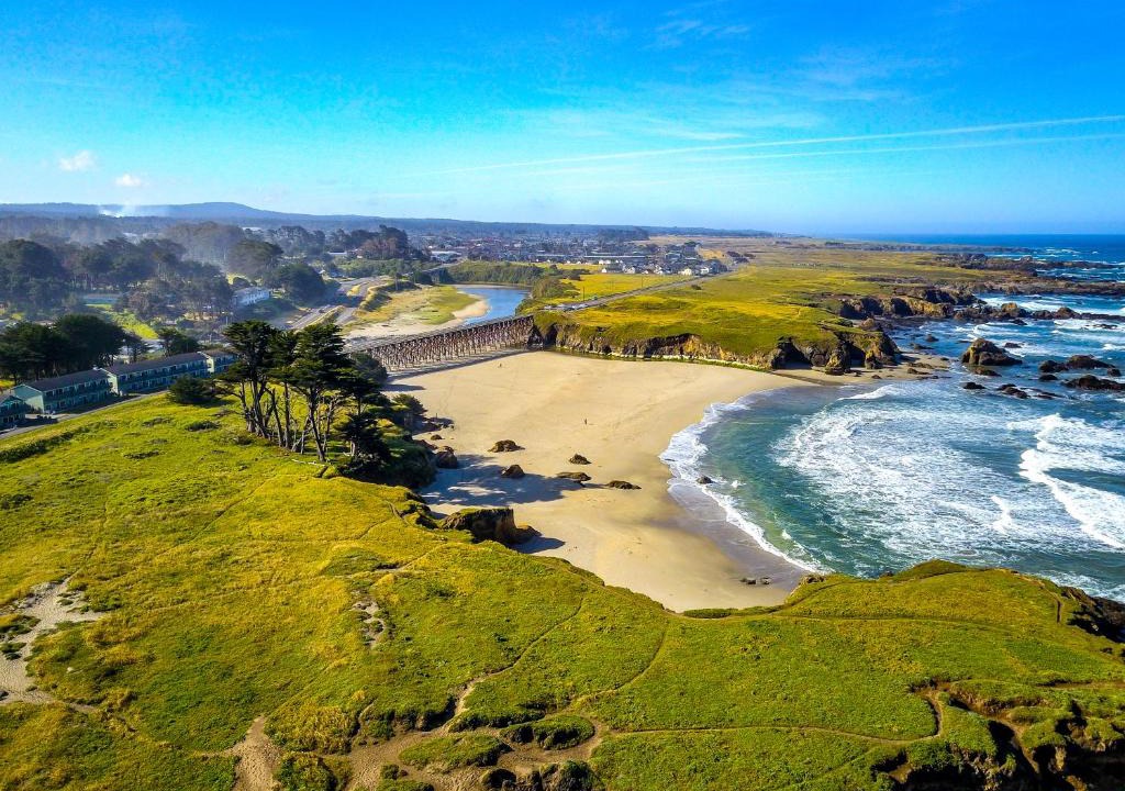 Fort Bragg Hotel | Beachcomber Motel