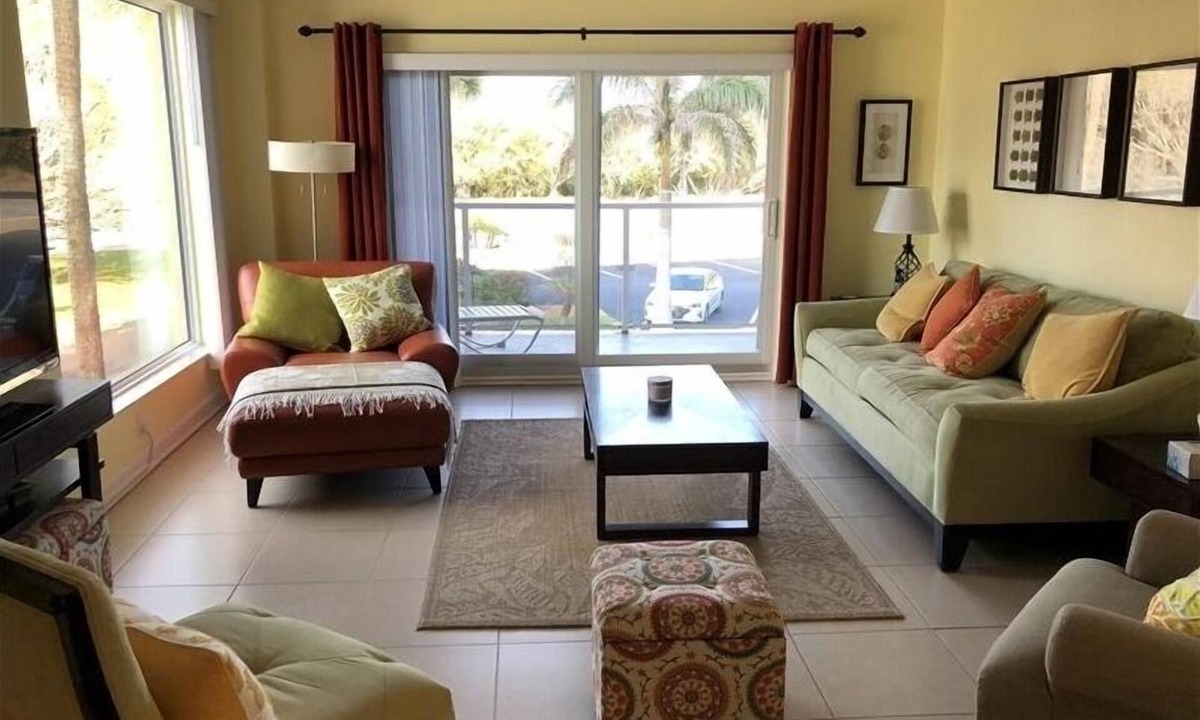 Longboat Key Condo | Beachcomber unit 207