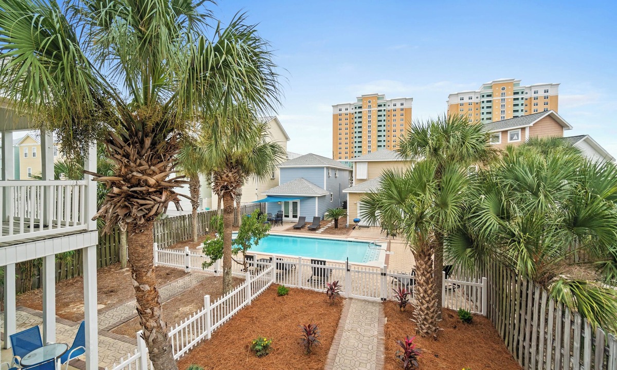 Gulf Lagoon Beach Condo | Beaches and Dreams by Book That Condo
