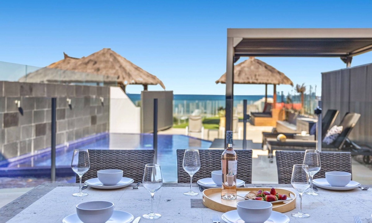 Sapphire Beach Villa | Beachfront #12 Beach Access, Pool, PetFriendly