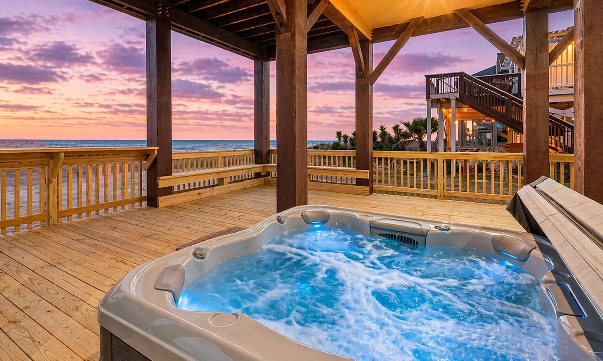 Galveston House | Beachfront 5BR | Hot Tub | Game Room | Sleeps 19