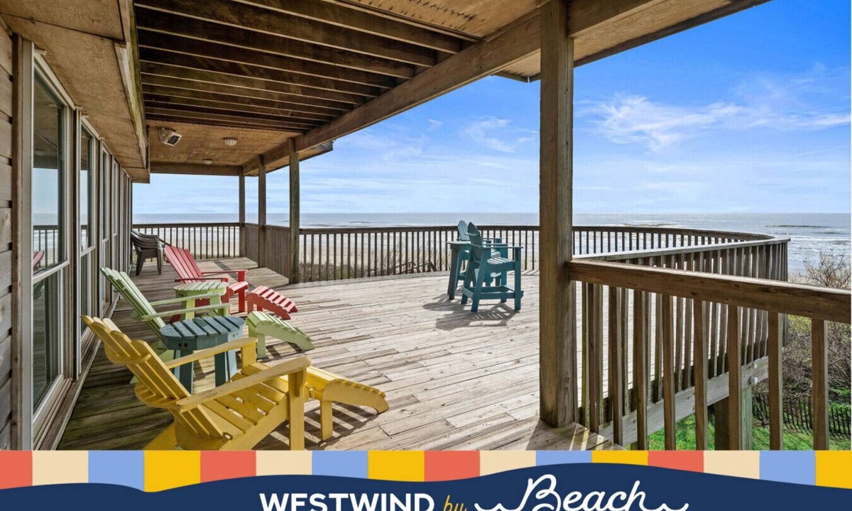 Indian Beach House | Beachfront Beauty with Huge Deck & Stunning Views