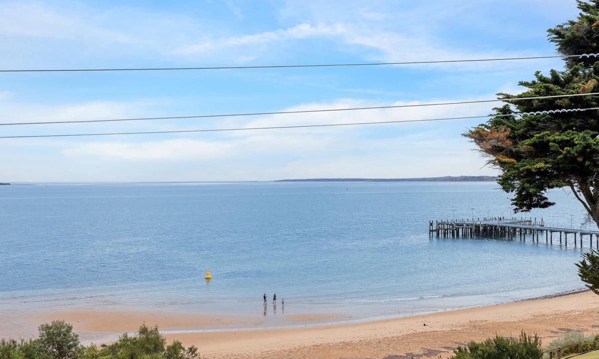 Cowes House | Beachfront Bliss in Cowes