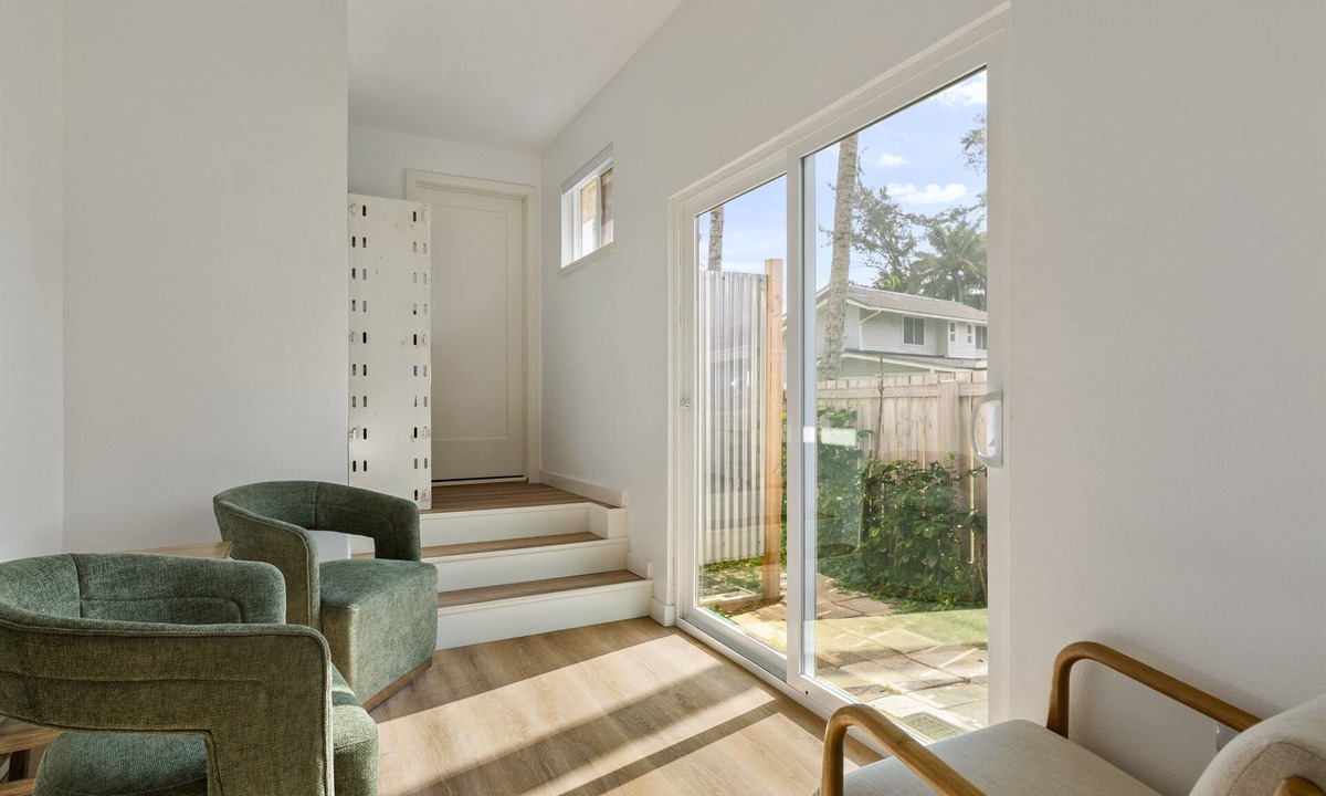 Laie House | Beachfront Bungalow - New Build on the beach!