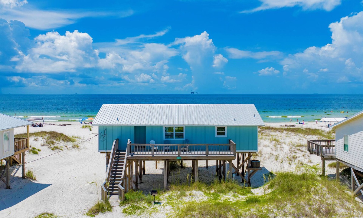 Southpointe House | Beachfront Classic | Pet Friendly | Fort Morgan