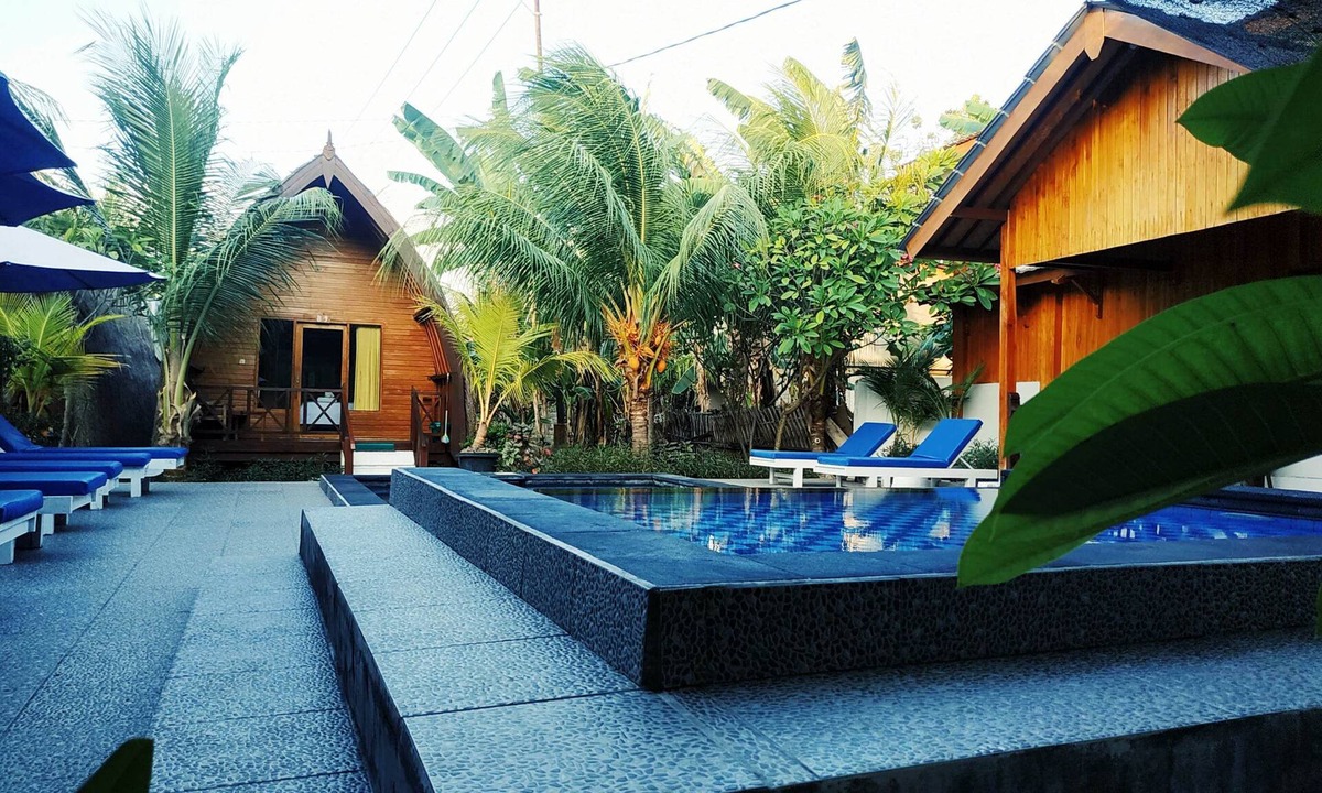 Gili Air Cottage | Beachfront Cottages with pool view