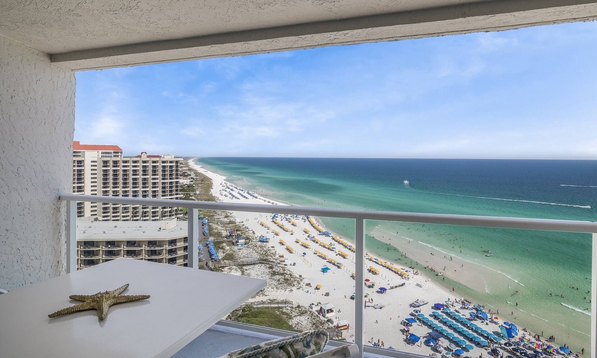 Sandestin Condo | Beachfront Coastal Luxury ~ Renovated