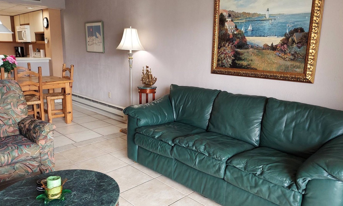 Southend Condo | Beachfront condo