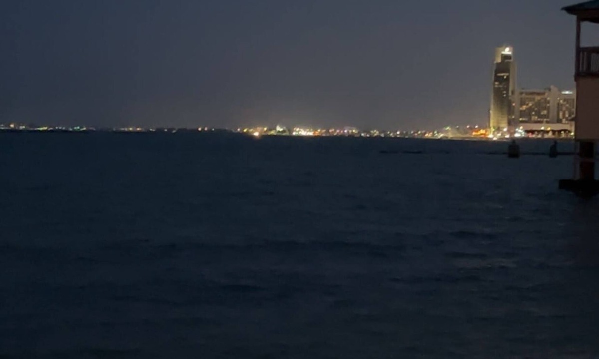 North Beach Condo | Beachfront condo with spectacular view