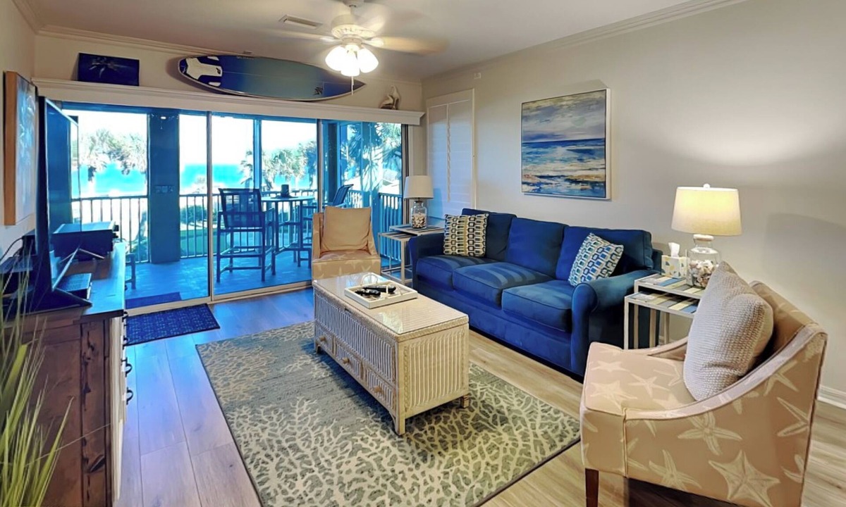 Flagler Beach Condo | Beachfront Condo With Resort Pool, Balcony + Ocean Views