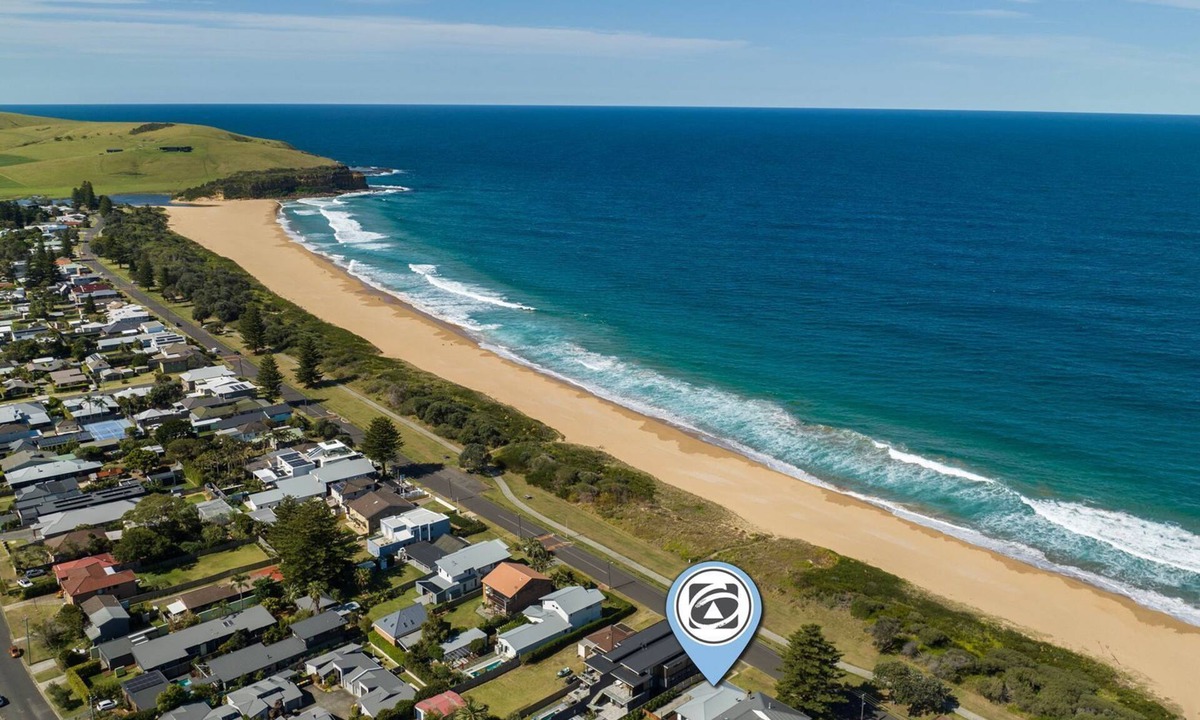 Werri Beach House | Beachfront Cottage - Gerringong