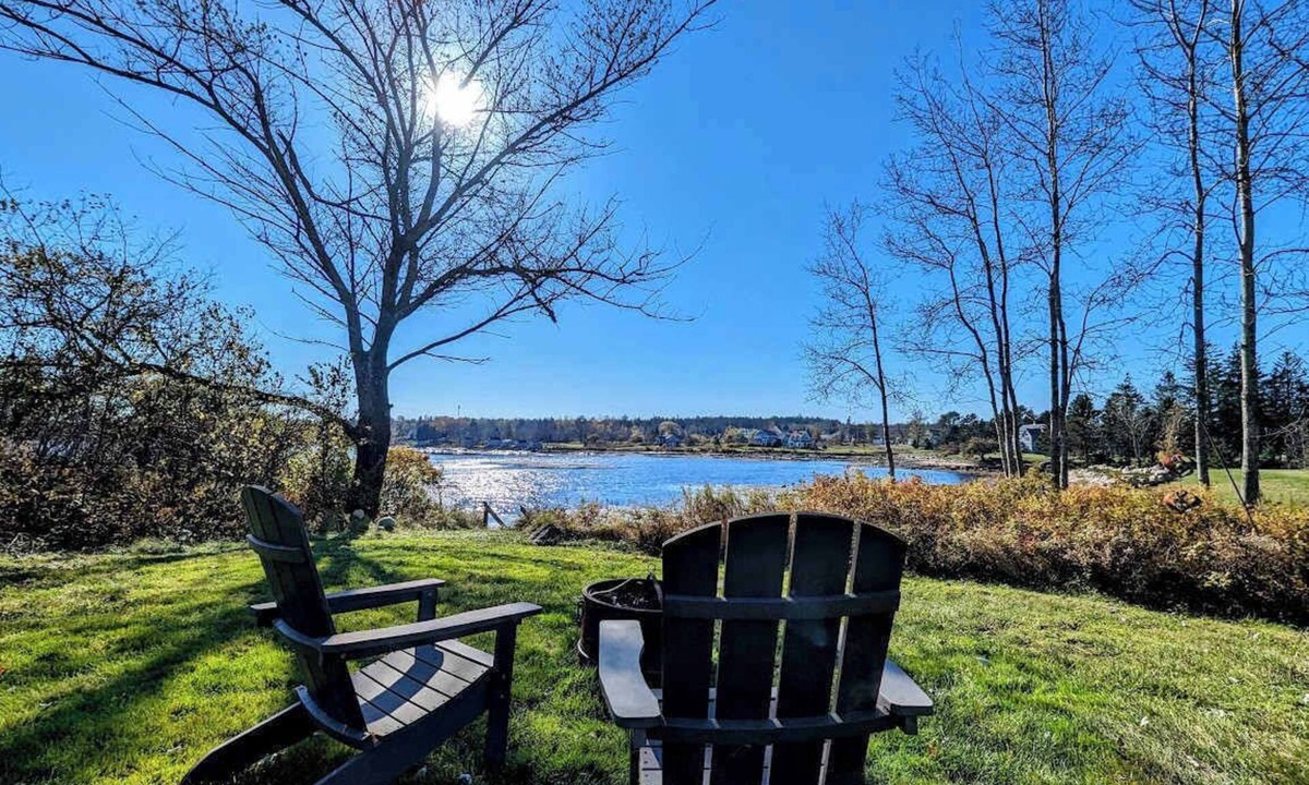 Prospect Harbor House | Beachfront Cottage with Fire Pit in Watering Cove