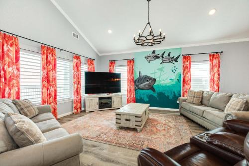 Surfside Beach House | Beachfront Family Pet Friendly