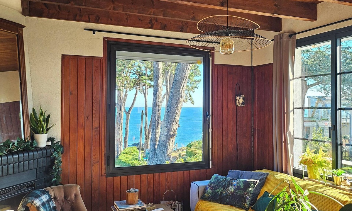 Saint-Quay-Portrieux House | Beachfront house with spa all year round