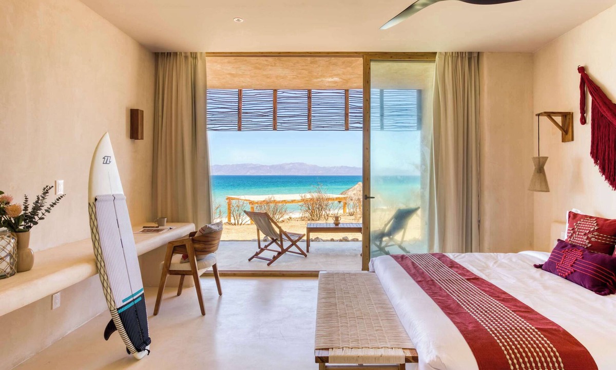 La Paz Apartment | Beachfront Garden Villa