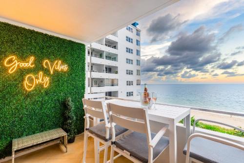 Galt Mile House | Beachfront Getaway Private Balcony & Scenic Views