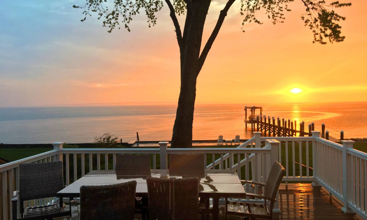 Bristol House | Beachfront home. 3+bedrooms & 2 baths. Steps from Colt State Park/Bristol Beach