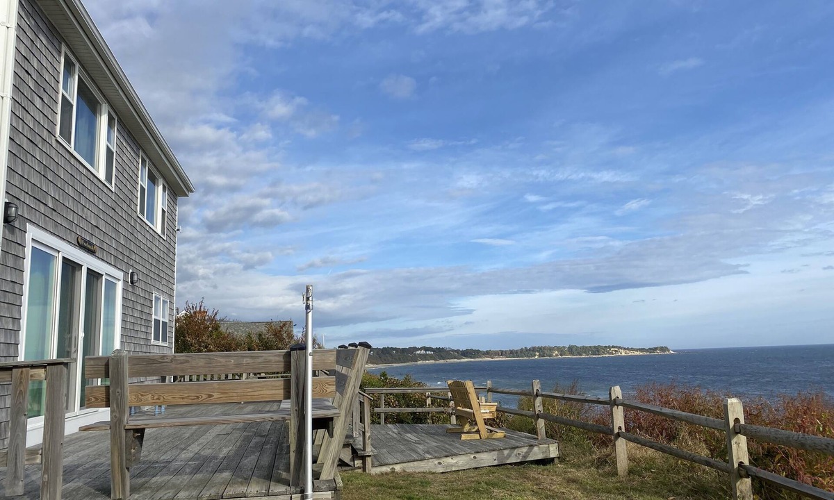 Cedar Bushes House | Beachfront Home On Cape Cod Bay with Wraparound Deck