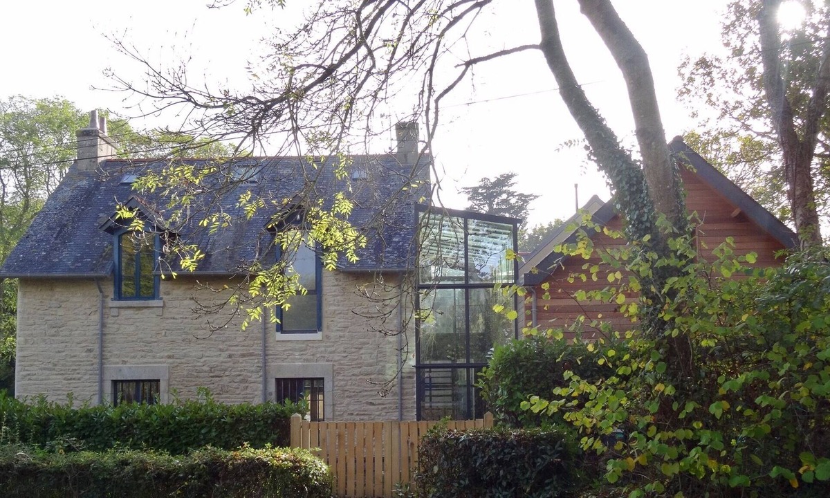 Fouesnant House | Beachfront house with direct access to beaches